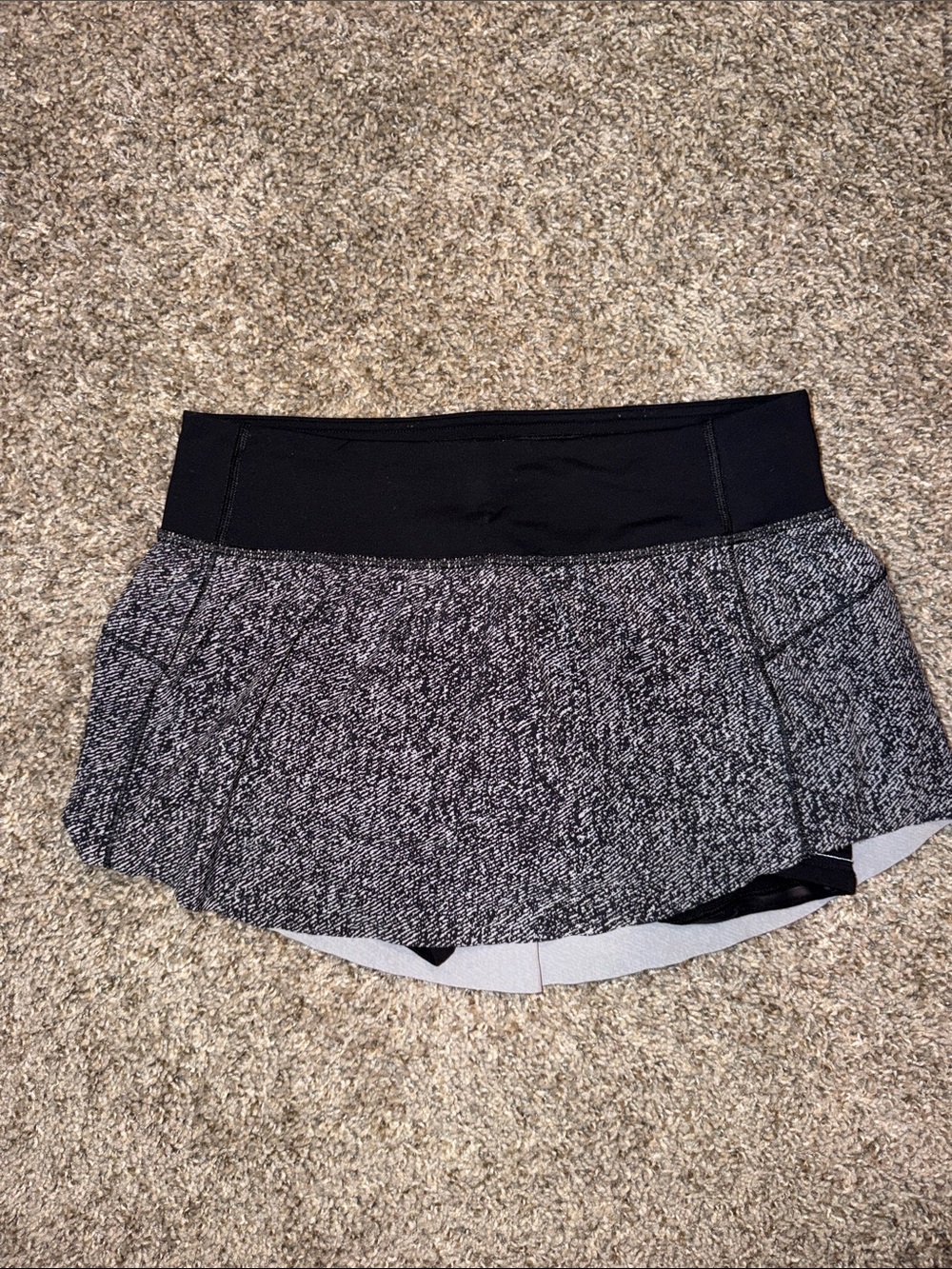 lululemon athletica Black and Gray Athletic Skirt
